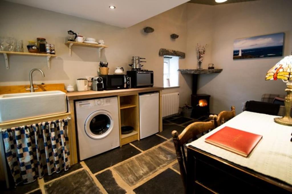 Fermoyle Properties Glynn'S Cottage Fanore Eksteriør bilde